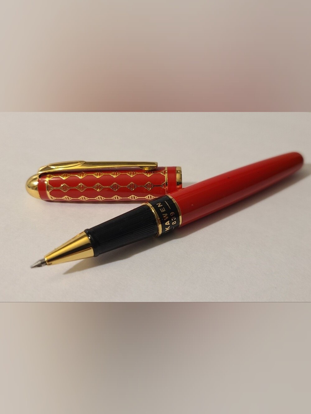 BRAND NEW - Red/Gold Dikawen 839 Rollerball Pen
